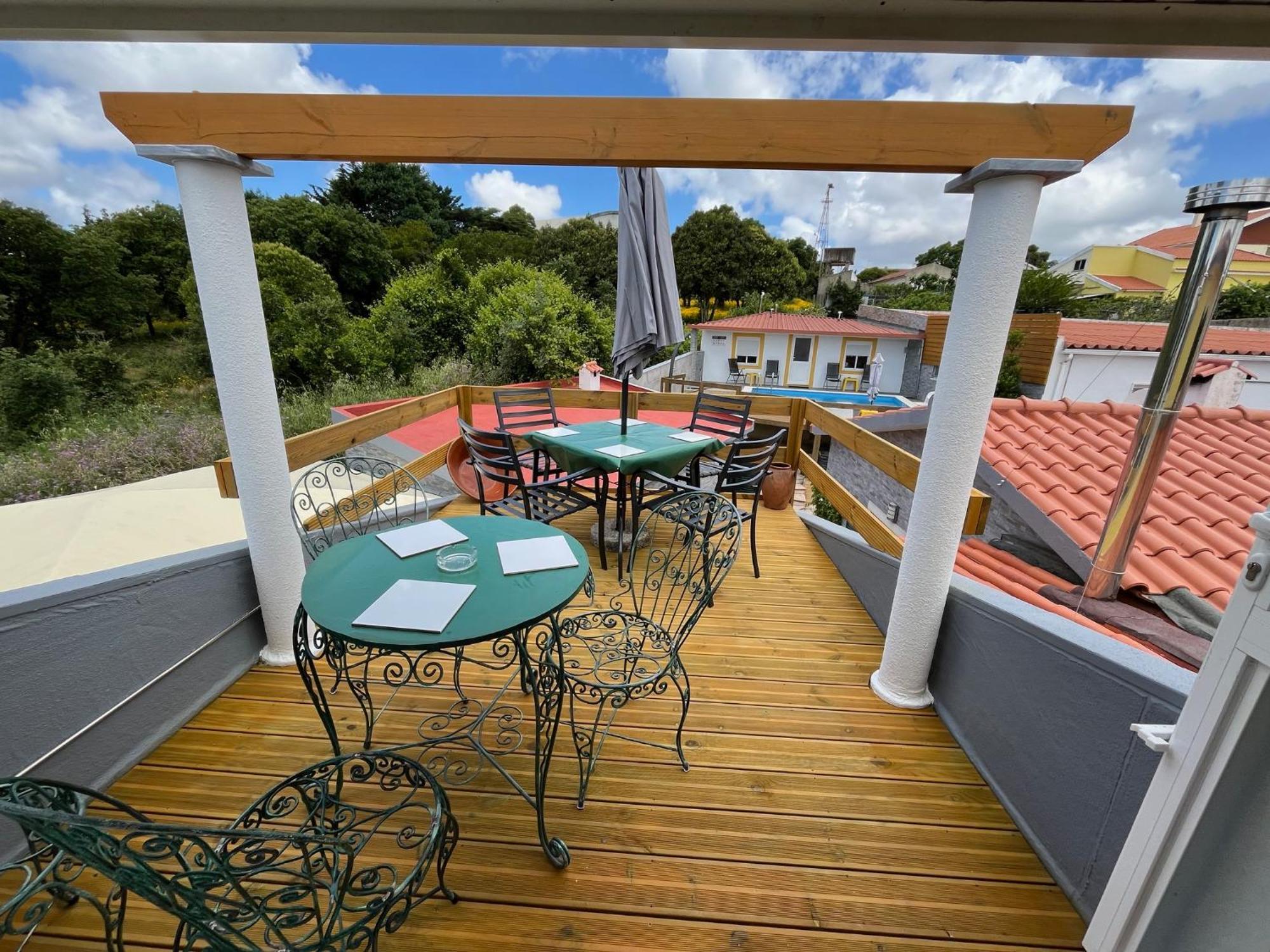 Sun House - Near Sintra - Kitchen - Pool Apartman Kültér fotó